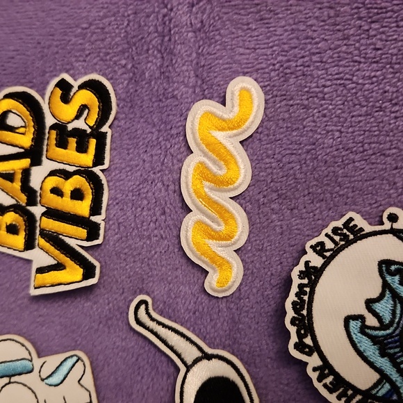 Good Island Vibes Patches Set - Picture 5 of 7